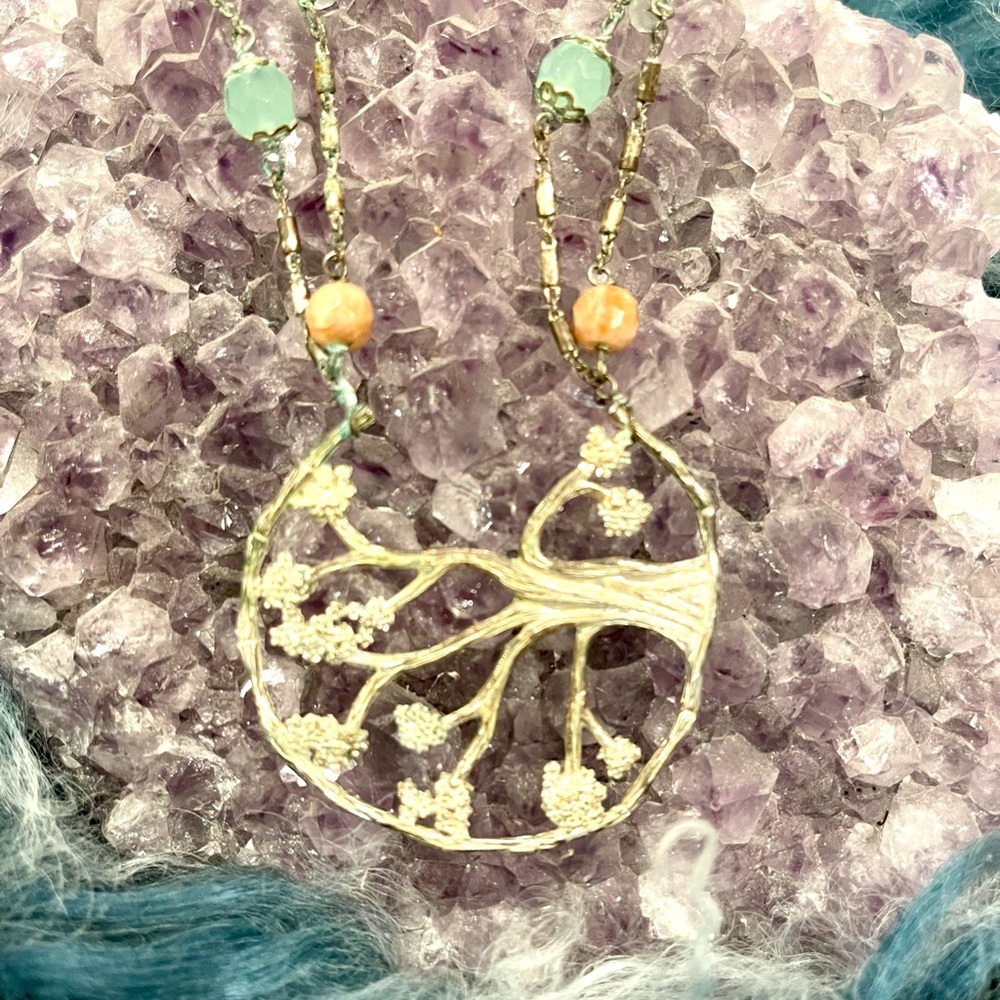 Tree necklace
